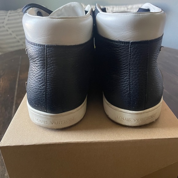 Louis Vuitton Men’s High Too Leather Sneakers.. - Picture 4 of 6